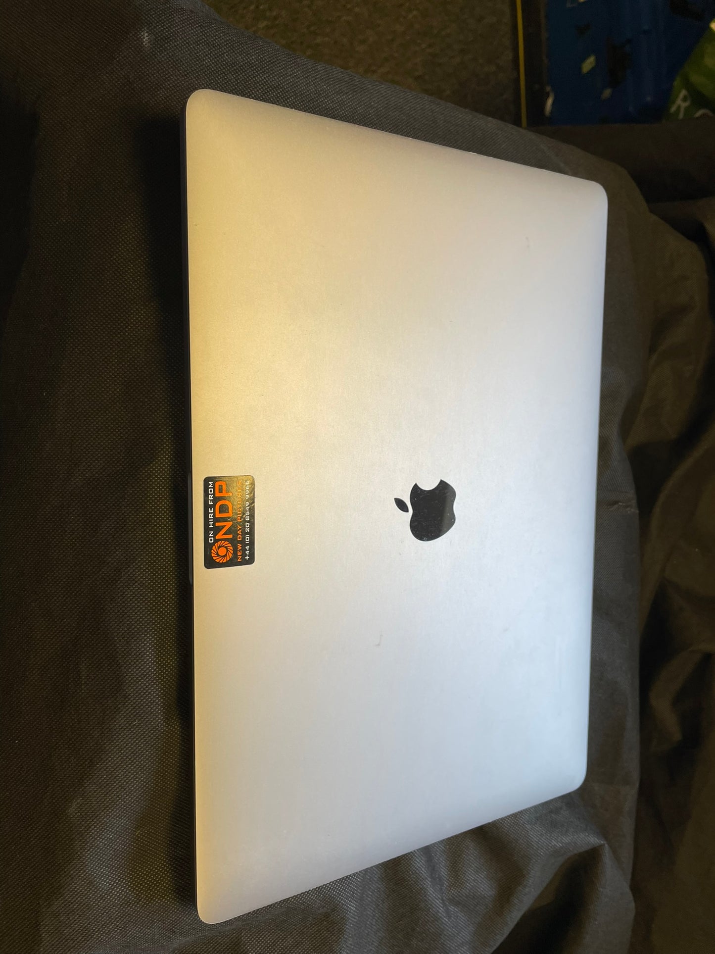 Apple Macbook Pro 16"