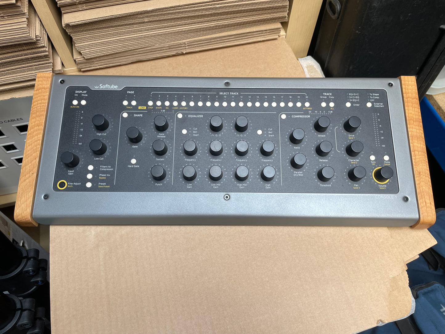 Like new - Softube Console 1