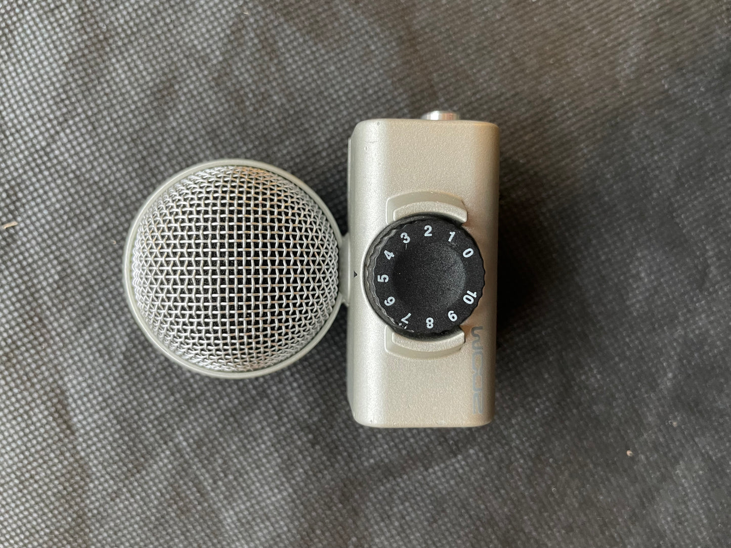 Zoom H6 Portable Digital Audio Recorder - Ex Hire Stock