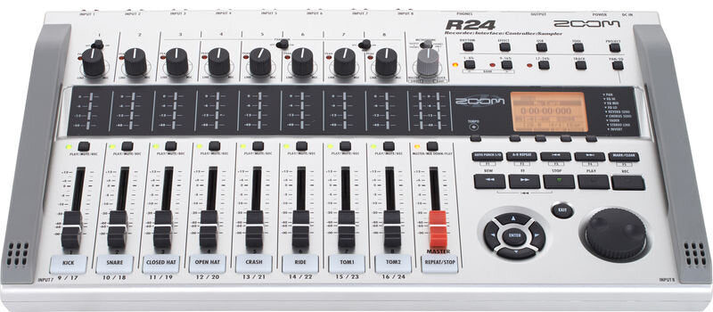 Like New - Zoom R24 Recorder
